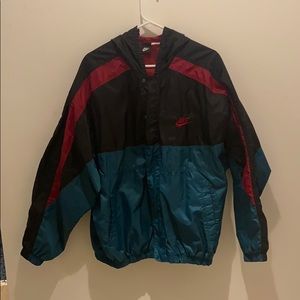 Vintage Nike blk,gr,rd windbreaker